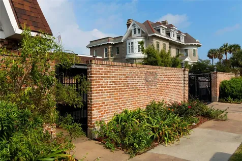 1726 Broadway B12 Galveston TX 77550