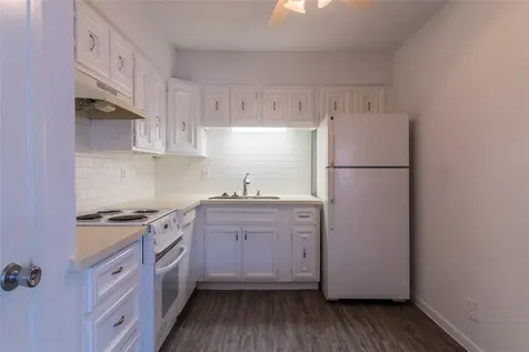 1726 Broadway B12 Galveston TX 77550