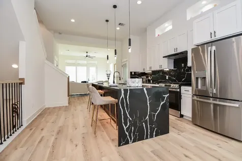 5615 Val Verde Street C Houston TX 77057