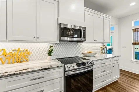 966 Pelican Lane Crystal Beach TX 77650