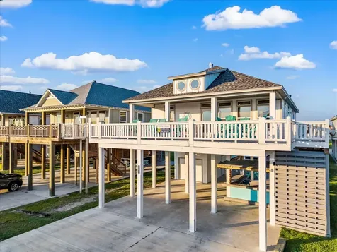 966 Pelican Lane Crystal Beach TX 77650