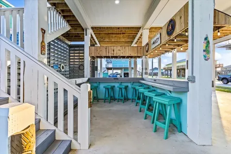 966 Pelican Lane Crystal Beach TX 77650
