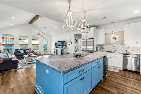 966 Pelican Lane Crystal Beach TX 77650