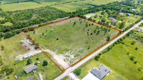 2289 County Road 163 Alvin TX 77511