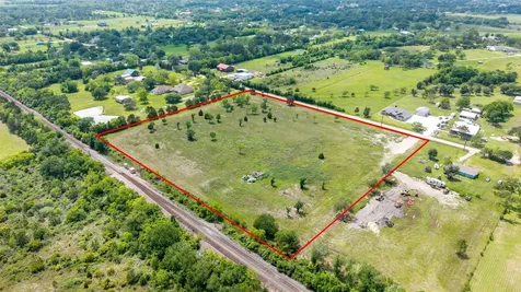 2289 County Road 163 Alvin TX 77511