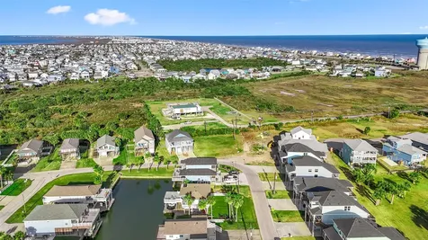 3935 Laguna Drive Galveston TX 77554