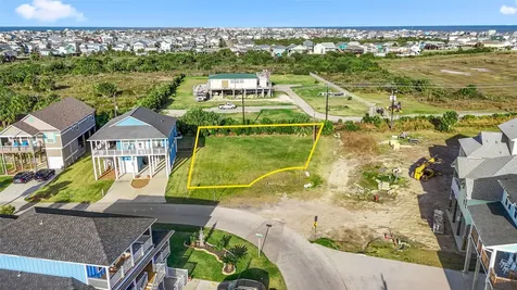 3935 Laguna Drive Galveston TX 77554