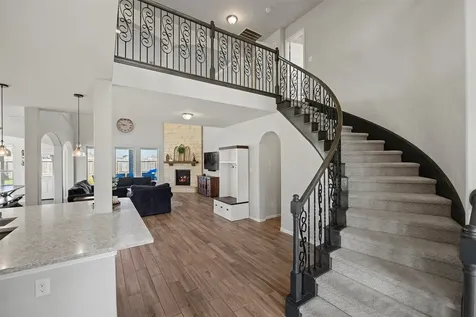 11723 Oakwood Drive Mont Belvieu TX 77535