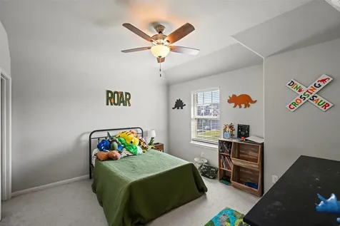 11723 Oakwood Drive Mont Belvieu TX 77535