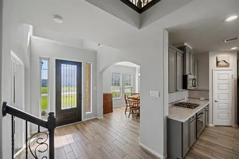 11723 Oakwood Drive Mont Belvieu TX 77535