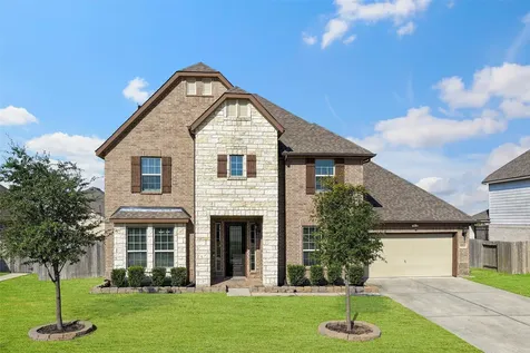11723 Oakwood Drive Mont Belvieu TX 77535