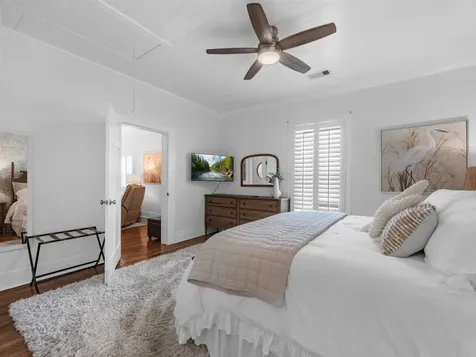2411 42nd Street Galveston TX 77550