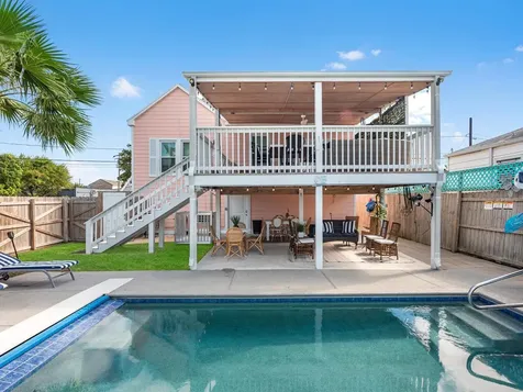 2411 42nd Street Galveston TX 77550