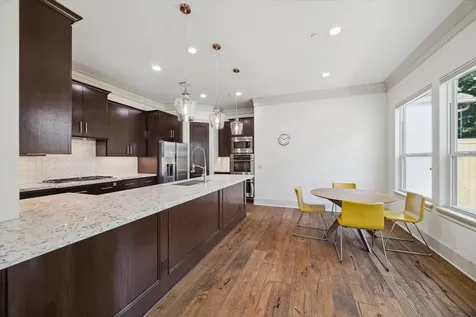 86 S Creekside Court Houston TX 77055