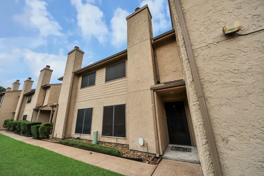 5000 Milwee Street 34 Houston TX 77092