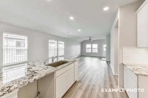 1911 Tioga View Drive Rosharon TX 77583