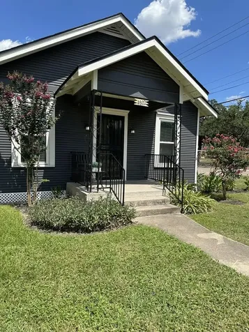 4802 Siegel Street Houston TX 77009
