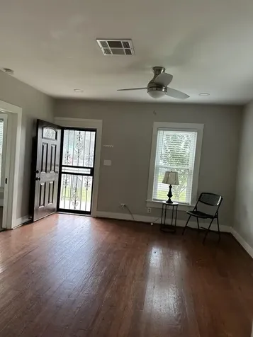 4802 Siegel Street Houston TX 77009
