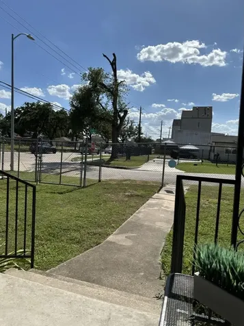 4802 Siegel Street Houston TX 77009