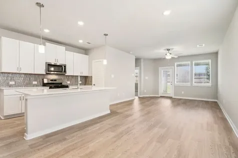 29211 Farmhouse Estates Drive Waller TX 77484