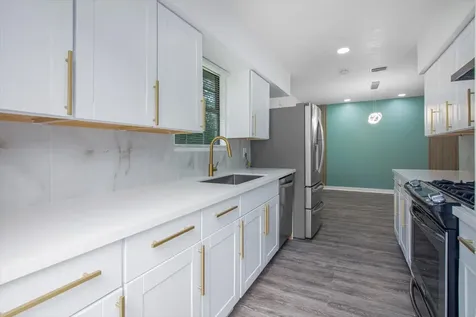 2922 Knotty Oaks Trail Houston TX 77045