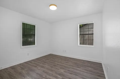 2922 Knotty Oaks Trail Houston TX 77045
