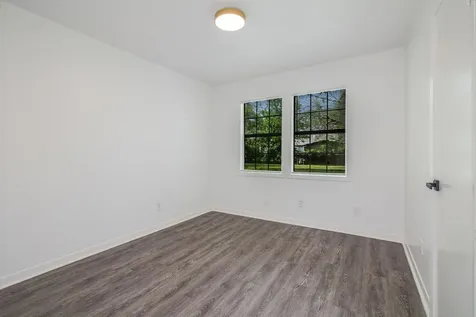 2922 Knotty Oaks Trail Houston TX 77045
