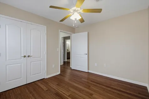 1618 Bayou Shore Drive Galveston TX 77551
