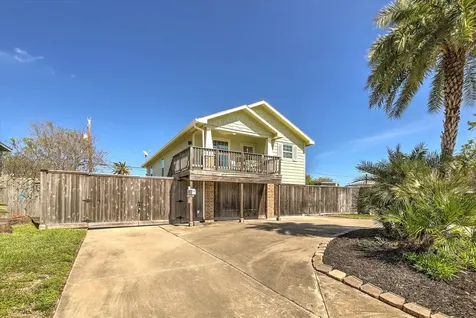 1618 Bayou Shore Drive Galveston TX 77551