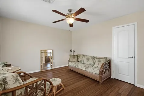 1618 Bayou Shore Drive Galveston TX 77551