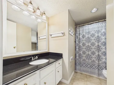 260 El Dorado Boulevard 1807 Houston TX 77598