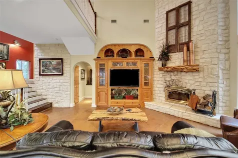 20011 Hilltop Ranch Drive Montgomery TX 77316