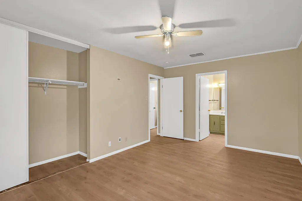1325 Bayou Drive San Antonio TX 78245
