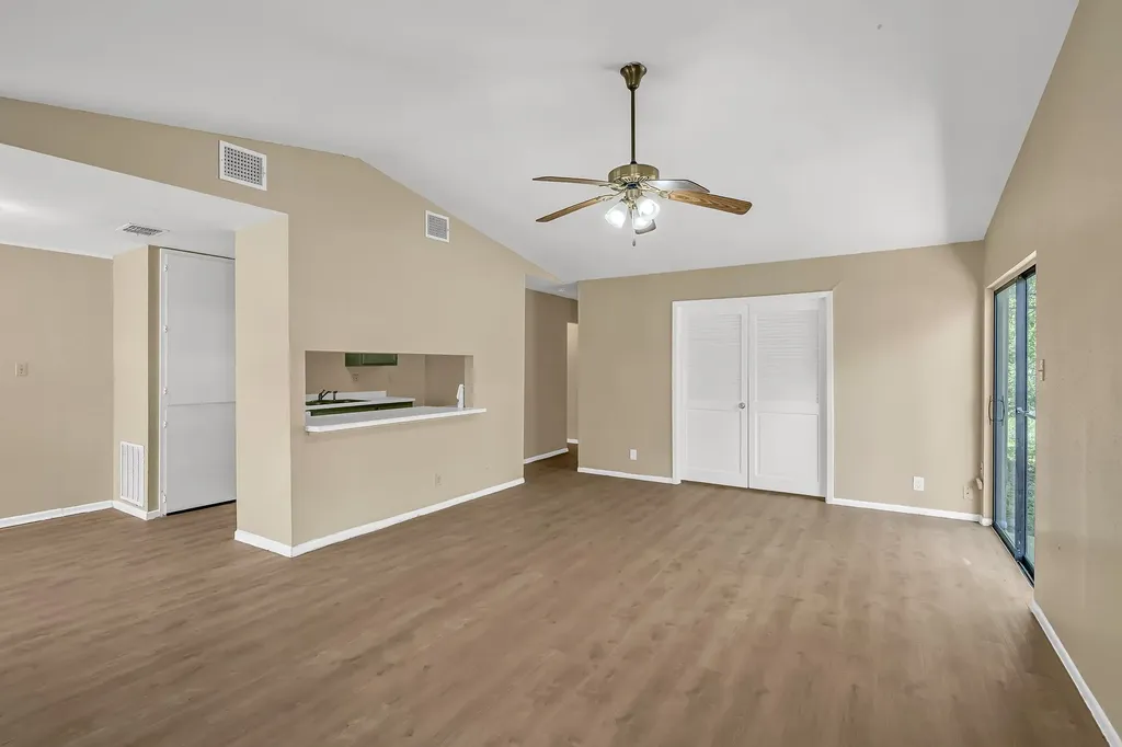 1325 Bayou Drive San Antonio TX 78245