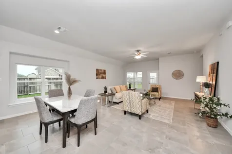 101 Bayou Bend Court Angleton TX 77515