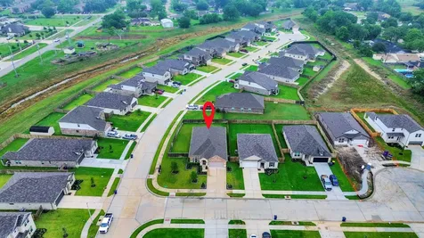 101 Bayou Bend Court Angleton TX 77515