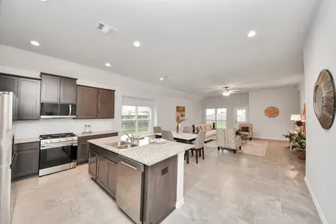 101 Bayou Bend Court Angleton TX 77515