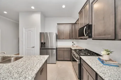 101 Bayou Bend Court Angleton TX 77515