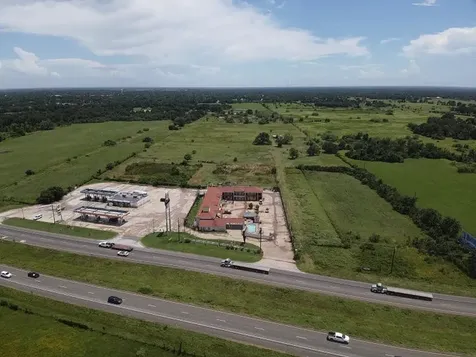51359 Highway 290 Highway Hempstead TX 77445