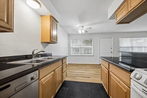 2206 Mason Street 7 Houston TX 77006