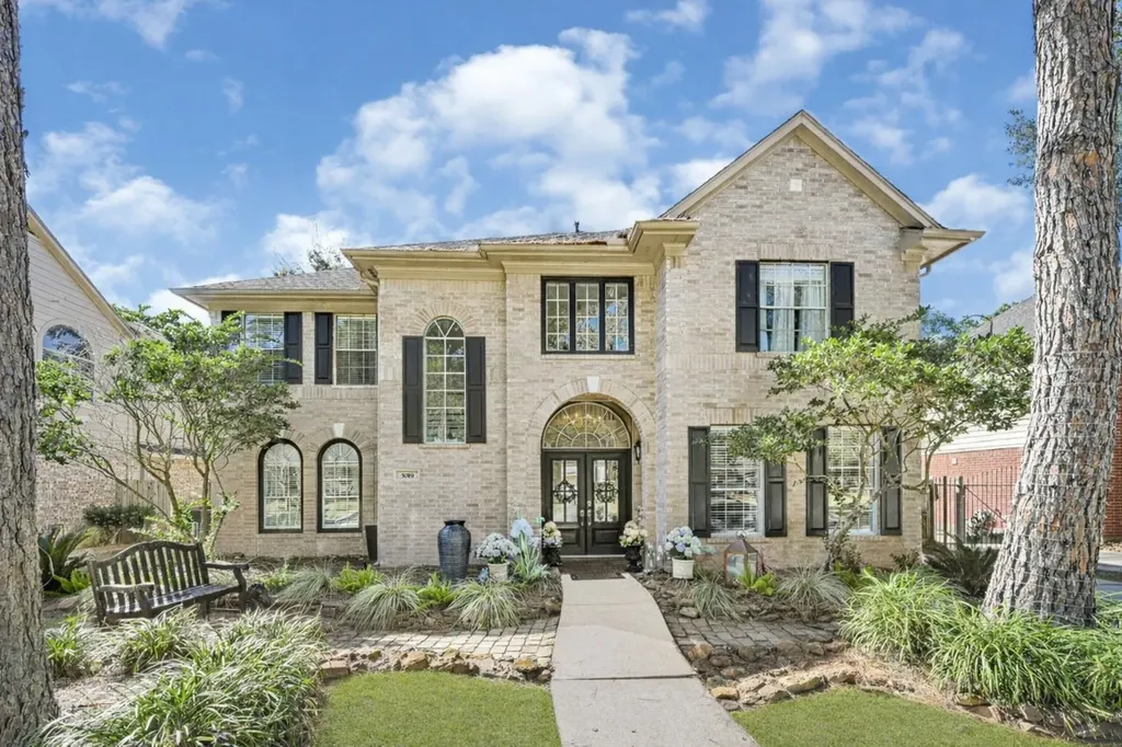 3019 Brook Shore Court Houston TX 77345