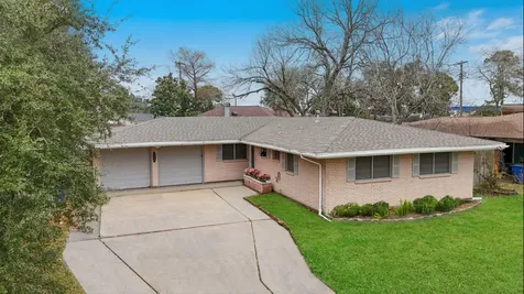 716 San Jacinto Avenue Texas City TX 77590