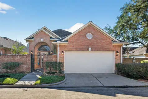 8023 Oakwood Hollow Street Houston TX 77040