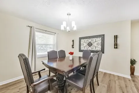 2011 N Palm Court Pasadena TX 77502