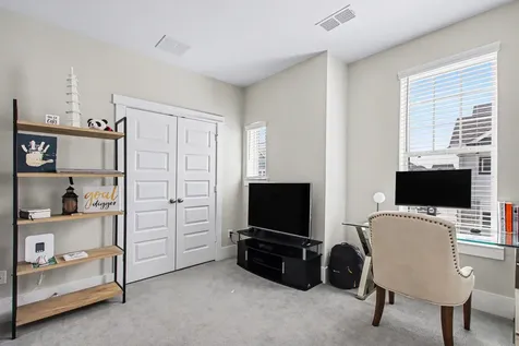 2007 Tarfite Place Houston TX 77077