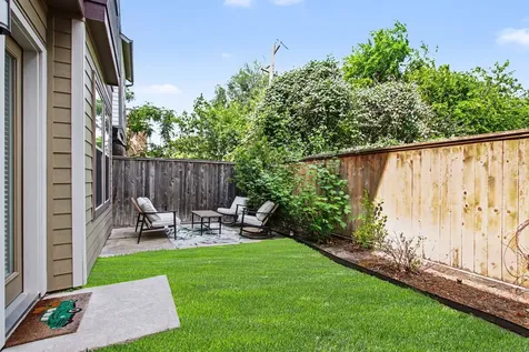 2007 Tarfite Place Houston TX 77077