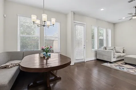 2007 Tarfite Place Houston TX 77077