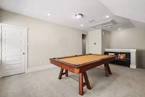 2007 Tarfite Place Houston TX 77077
