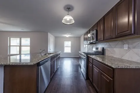 277 Stalwart Hill Trail Magnolia TX 77354