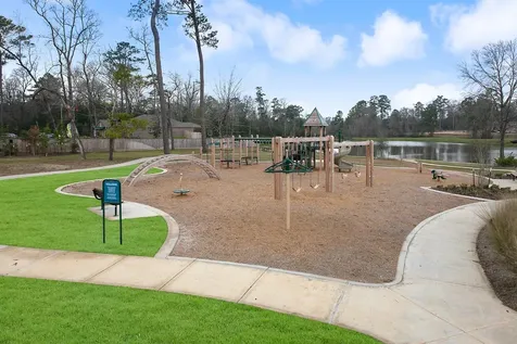 277 Stalwart Hill Trail Magnolia TX 77354